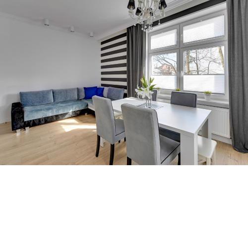 Glamour przestronny apartament obok Monte Cassino by Grand Apartments