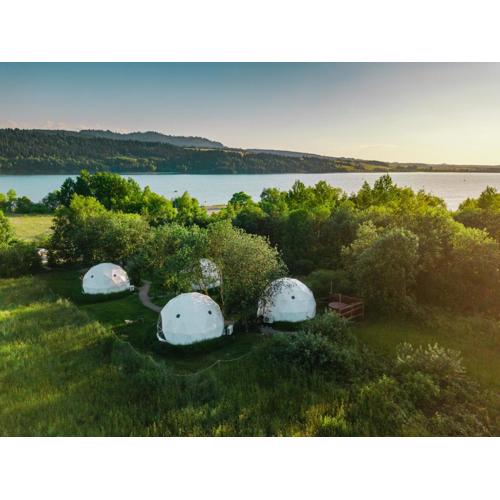 Glamping Biała Czapla z balią nad jeziorem czorsztyńskim