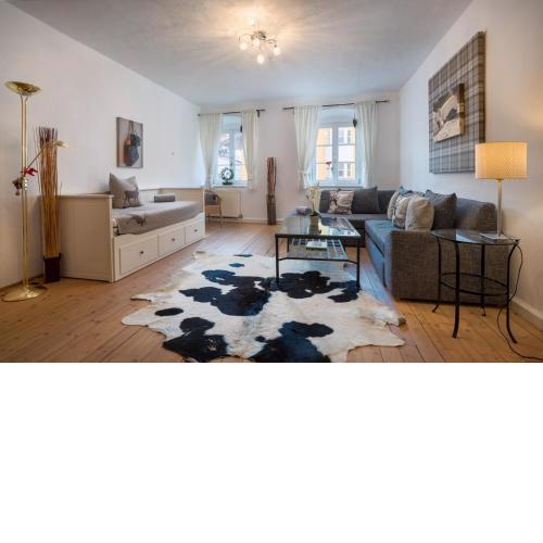 Glockenspiel Apartment by Alpine Host Helpers