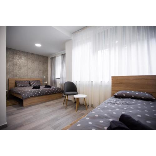 Gloria Rooms