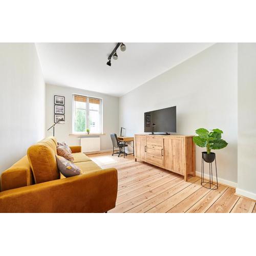 GM Apartament Drewno i Biel