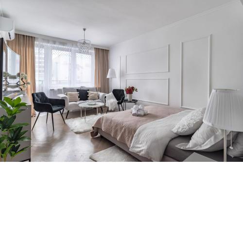 Gold Premium 2-bedroom Suite 100m from Central Station, modern&high standard