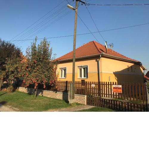 Golden Apartman
