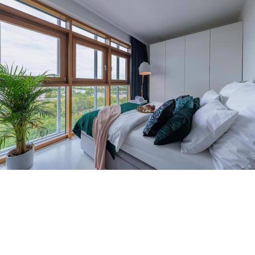 Golden Apartments Warsaw - Apartment With A View - 10th Floor - Slominskiego