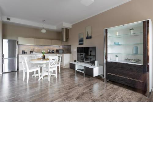 Golden Apartments Warsaw - Big Luxury Apartment in the Center - Kolejowa