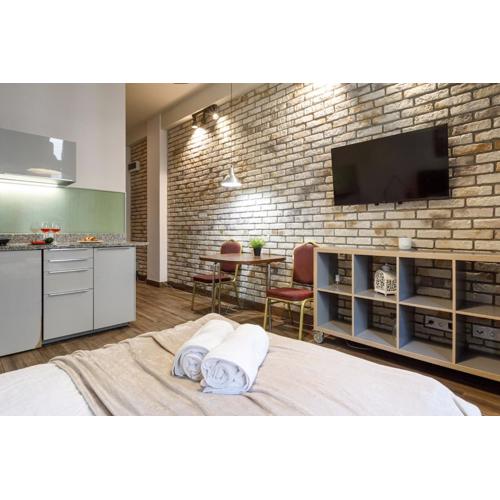 Golden Apartments Wroclaw- Cozy Studio - City Center&K24