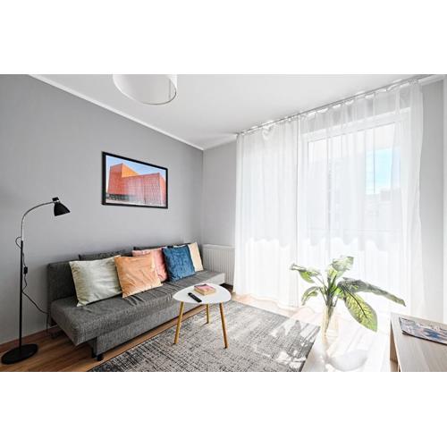 Golden Apartments/Op25