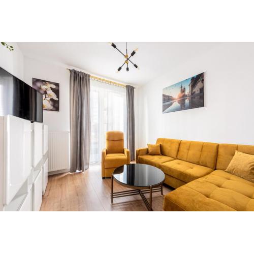Golden Deluxe Old Town, terrace, high standard, 2 rooms