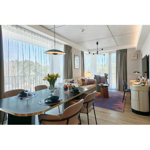 Golden Hour Apartments- Loft H 302