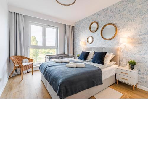 Golden Reagan by Aparo - Nowy Apartament, Winda, Łóżeczko Turystyczne, Plaża 500m, Balkon, 2 Sypialnie oraz Salon, Rowerownia, Biurko