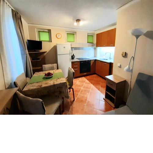 Golden Sunshine Apartman