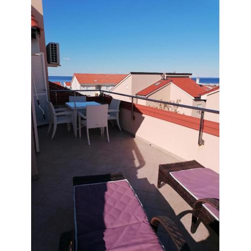 GOLDEN VIEW - moderan apartman