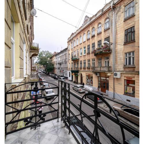 Golden Violin ! Apartments Lviv T
