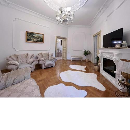 GoldenApartmentLviv