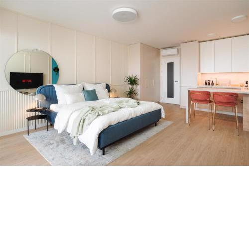 Good Vibe Studio near Metro - Free Garage, Air-Conditioning, Vinyl player