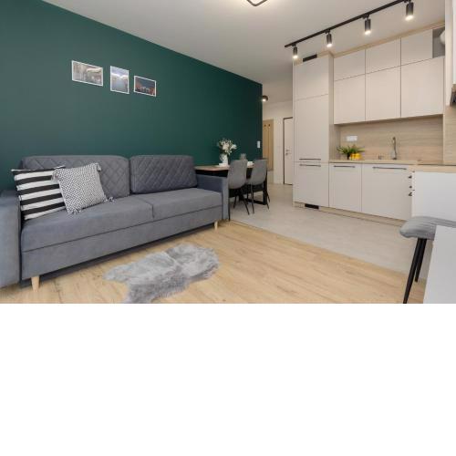 Goodnight Apartments Białołęka with 2 Bedrooms & Parking by Noclegi Renters