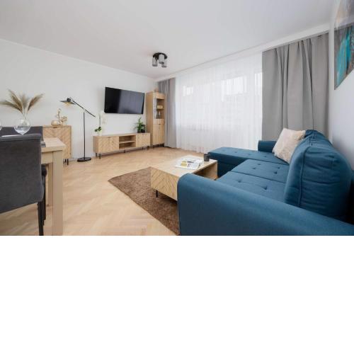 Goplańska Stylish Apartment with Balcony Warsaw by Noclegi Renters