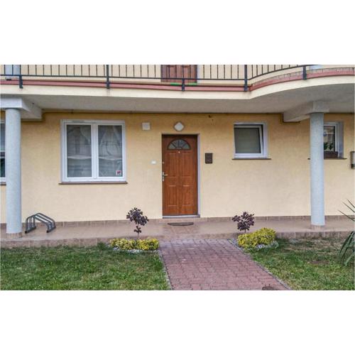 Gorgeous Apartment In Darlowo With Wifi
