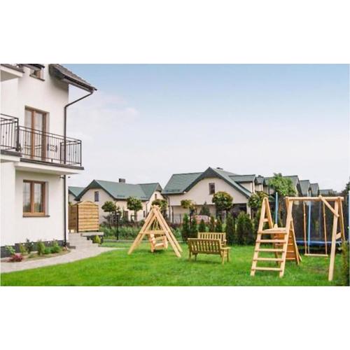Gorgeous Apartment In Karwia
