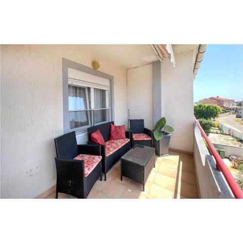 Gorgeous Apartment In Medulin With Wifi
