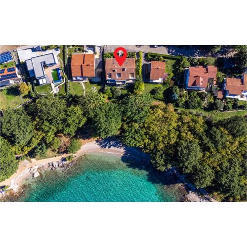 Gorgeous Apartment In Njivice With Wifi