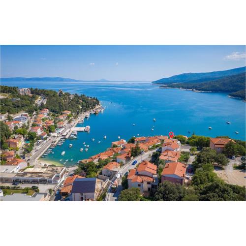 Gorgeous Apartment In Rabac With Wifi