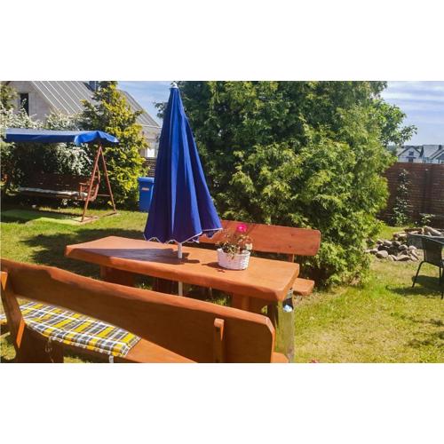 Gorgeous Apartment In Stezyca With Wifi