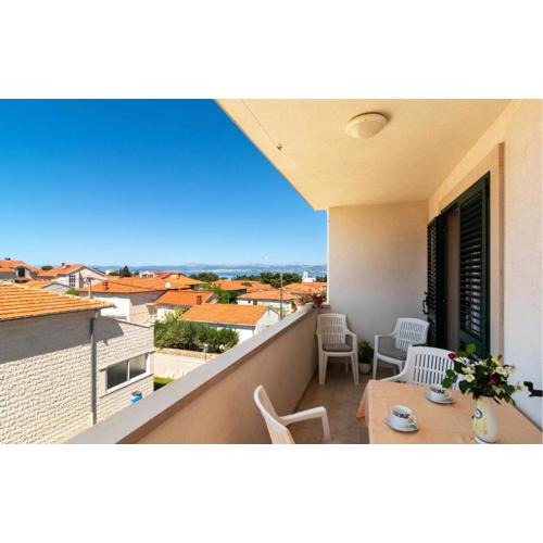 Gorgeous Apartment In Supetar With Wifi
