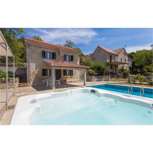 Gorgeous Home In Bajagic With Jacuzzi