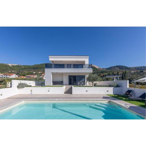 Gorgeous Home In Banjol