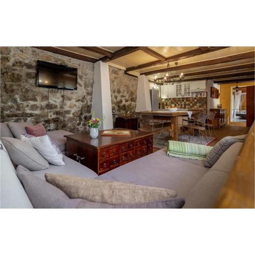 Gorgeous Home In Brod Na Kupi With Wifi
