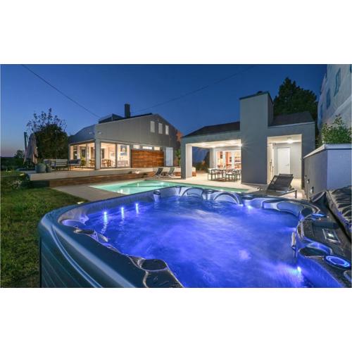 Gorgeous Home In Gornji Kneginec