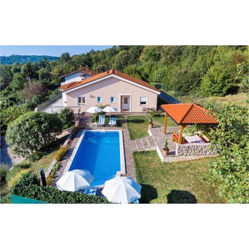 Gorgeous Home In Kastav With Wifi