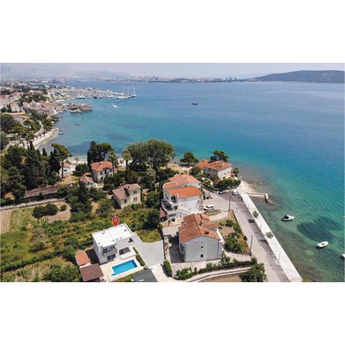 Gorgeous Home In Kastel Kambelovac