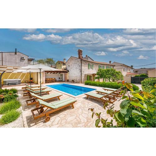 Gorgeous Home In Krnica