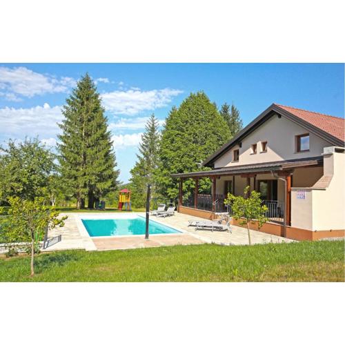 Gorgeous Home In Ogulin With Sauna