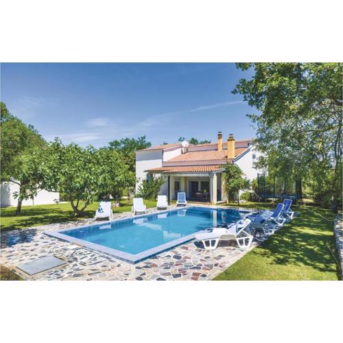Gorgeous Home In Rastane Donje