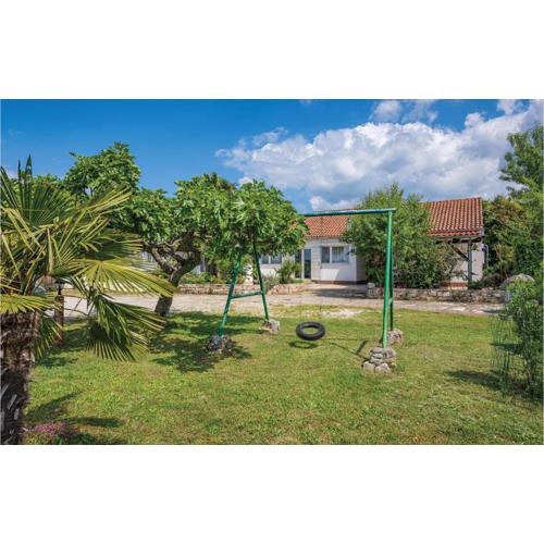 Gorgeous Home In Rovinj With Wifi