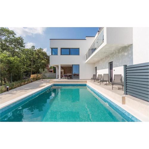 Gorgeous Home In Rovinjsko Selo