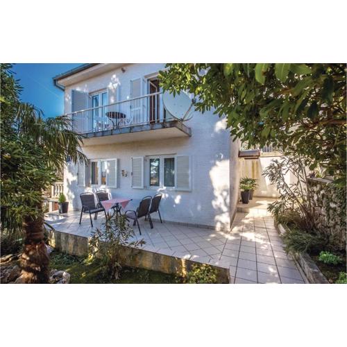 Gorgeous Home In Selce With Wifi