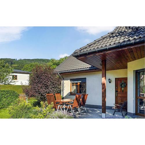 Gorgeous Home In Ustron With Wifi