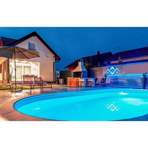 Gorgeous Home In Varazdin Breg