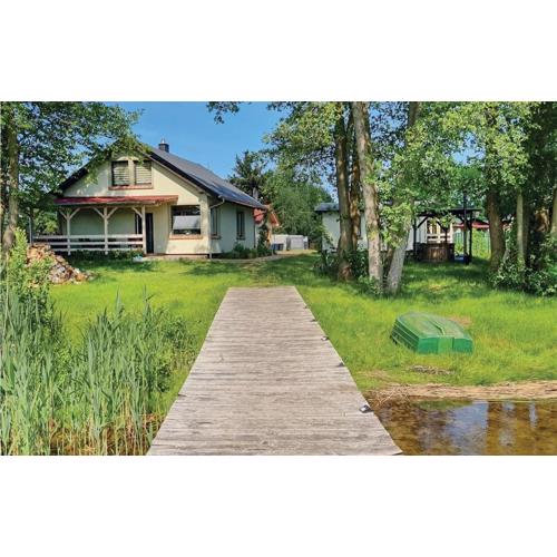 Gorgeous Home In Wilcze With Wifi