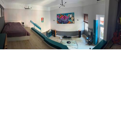 Graffiti Downtown Room