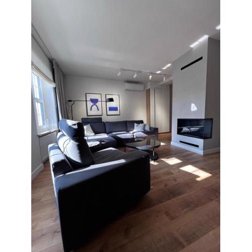 Grand Apartment - Old Town & City Center
