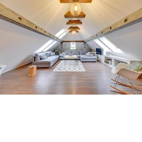 Grand Apartments - Wood Loft Apartment