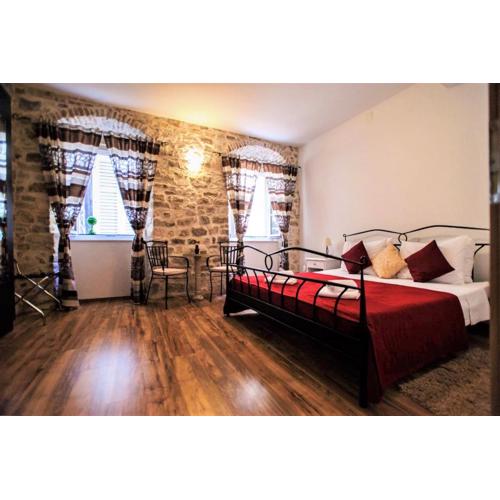 Grand Bedroom Aptm Palace Top Location