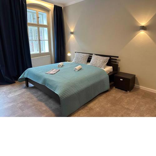 Grand Pupp Apartment with Jacuzzi and Netflix by Rentez