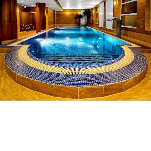 Grand Royal Hotel