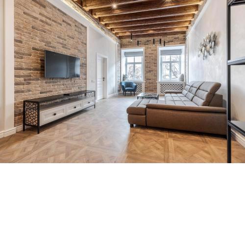 Grand Rynok Square apartment